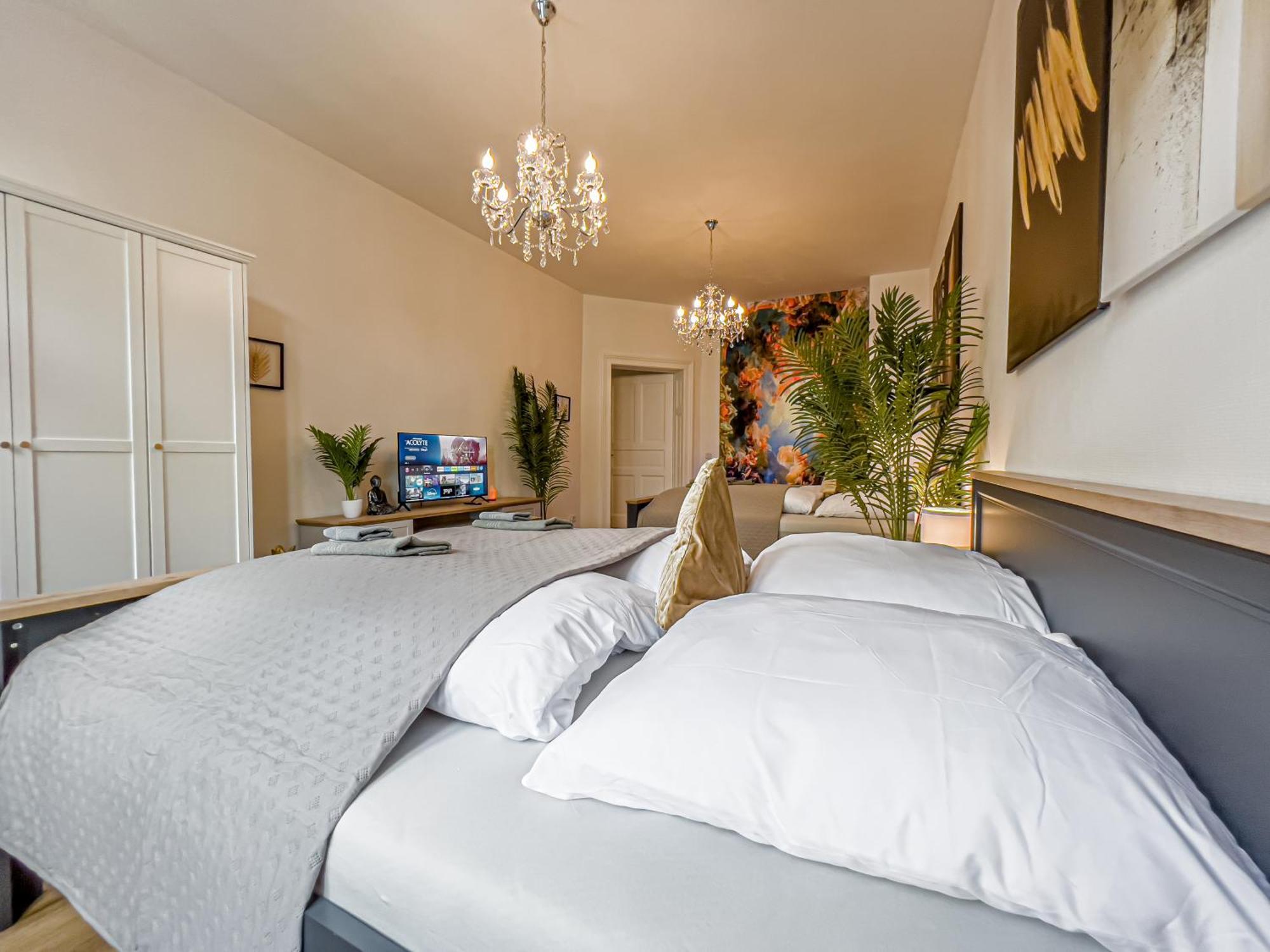 Grosse 3 Schlafzimmer Unterkunft Mit Kueche, Bad, Waschmaschine & Balkon Am Zoo Leipzig Exterior foto